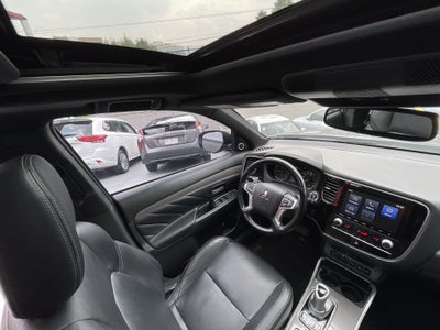 2021 Mitsubishi OUTLANDER LIMITED