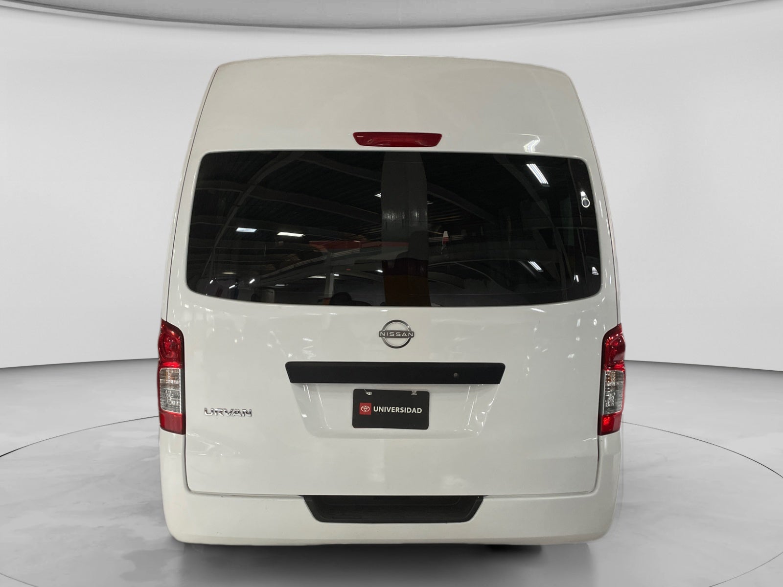 2025 Nissan URVAN PANEL VENTANAS AMPLIA 25