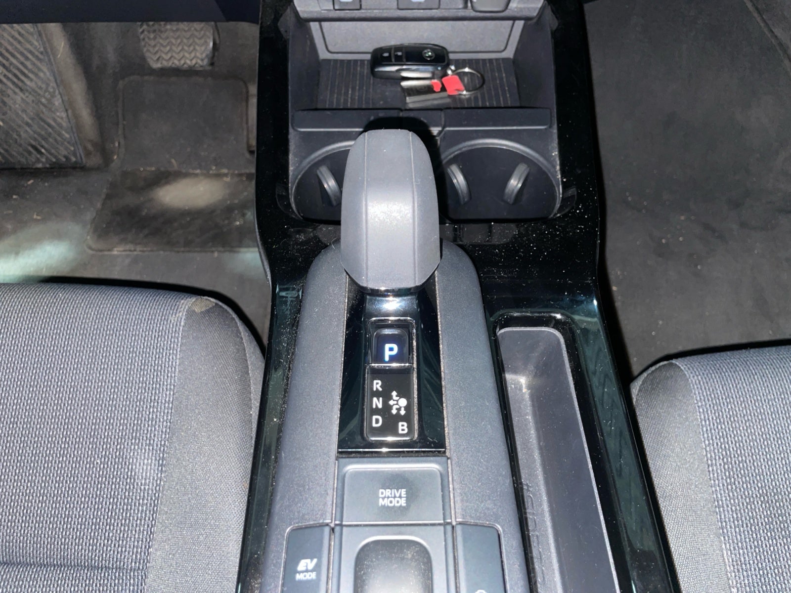 2024 Toyota PRIUS BASE BASE