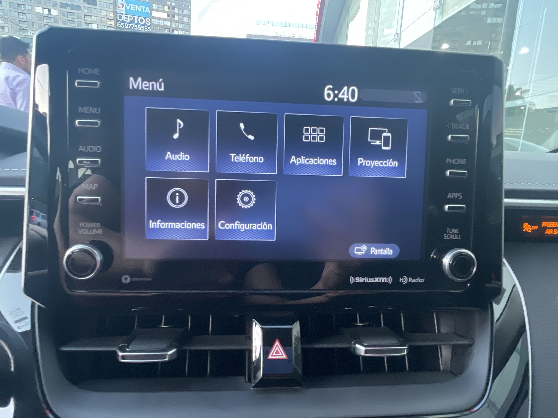 2021 Toyota COROLLA LE HV