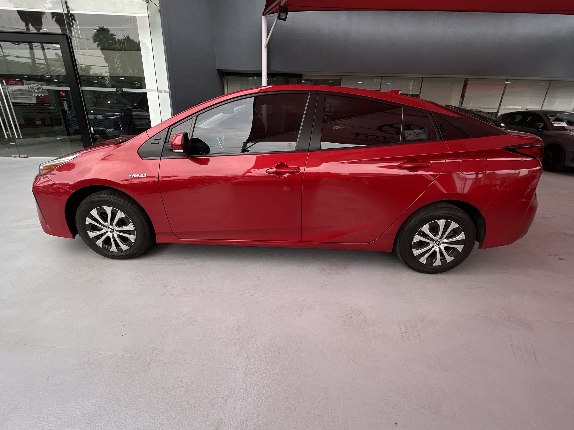 2022 Toyota PRIUS BASE PREMIUM