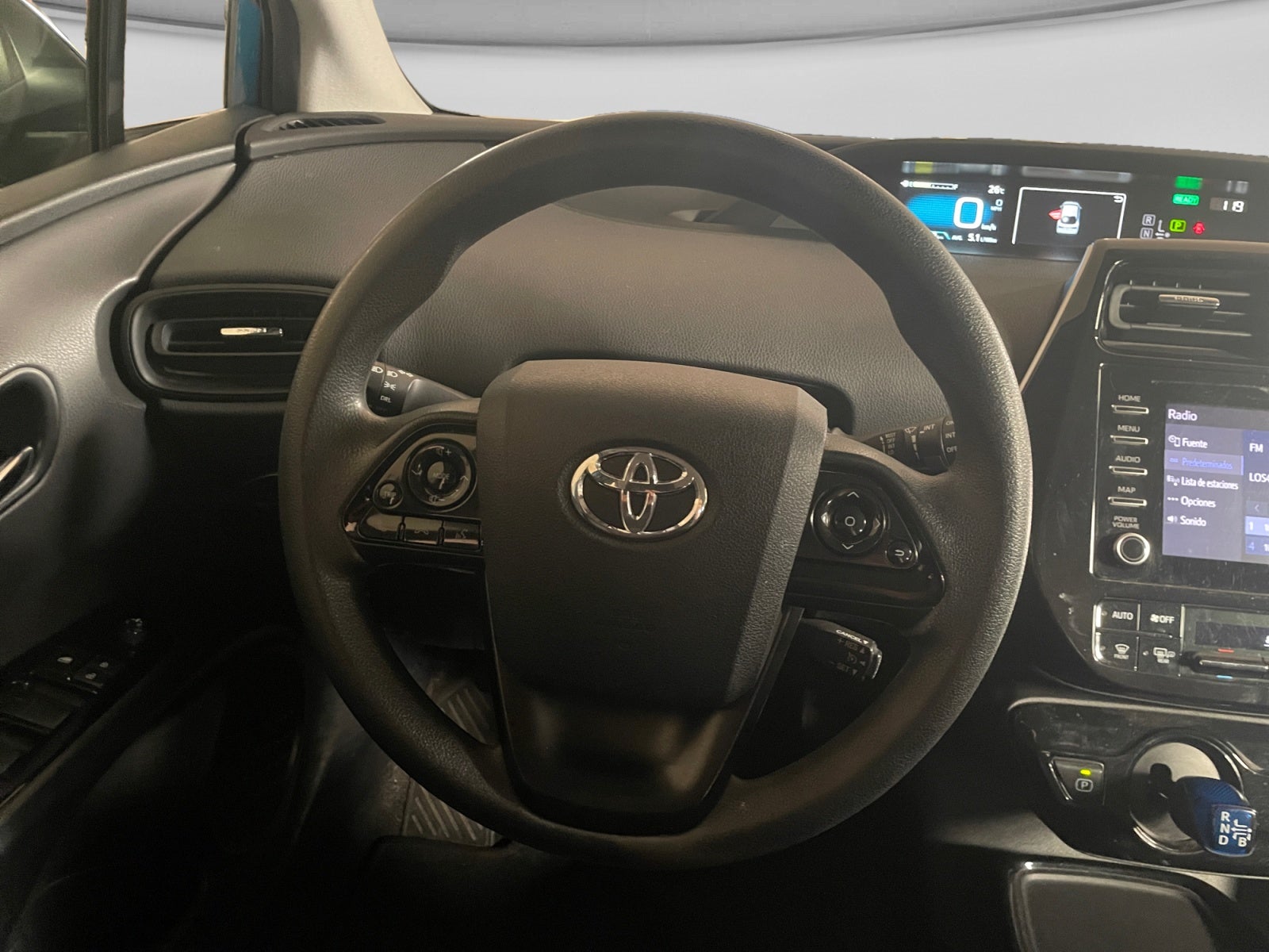2021 Toyota PRIUS BASE