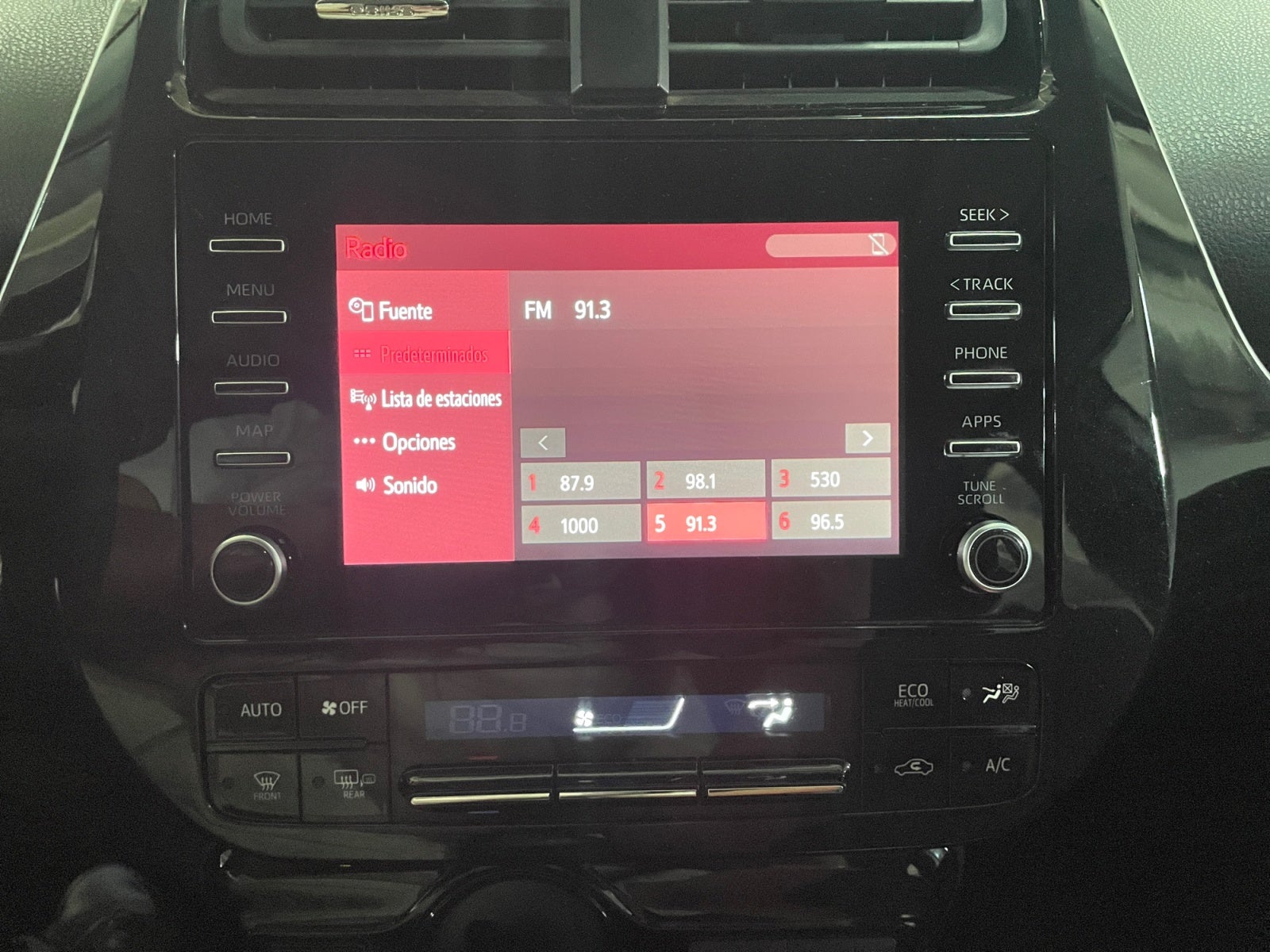 2020 Toyota PRIUS PREMIUM