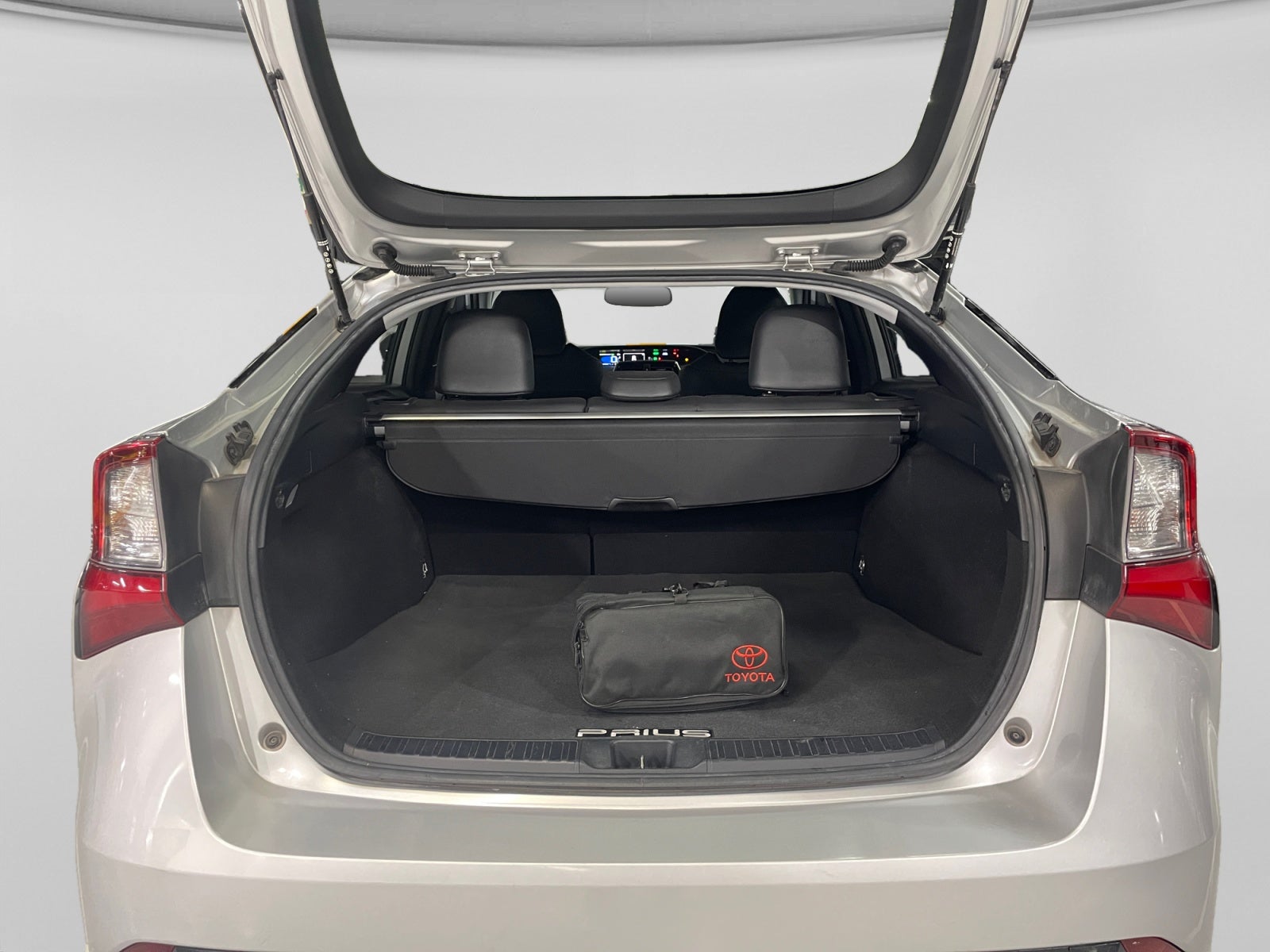 2020 Toyota PRIUS PREMIUM
