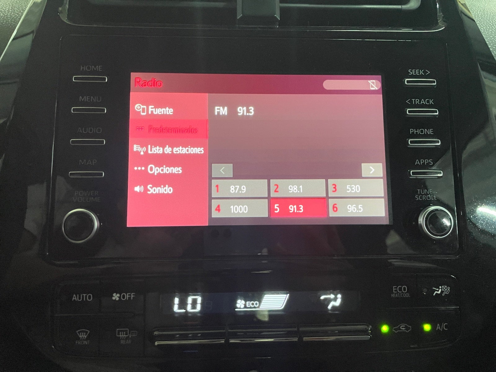 2020 Toyota PRIUS PREMIUM
