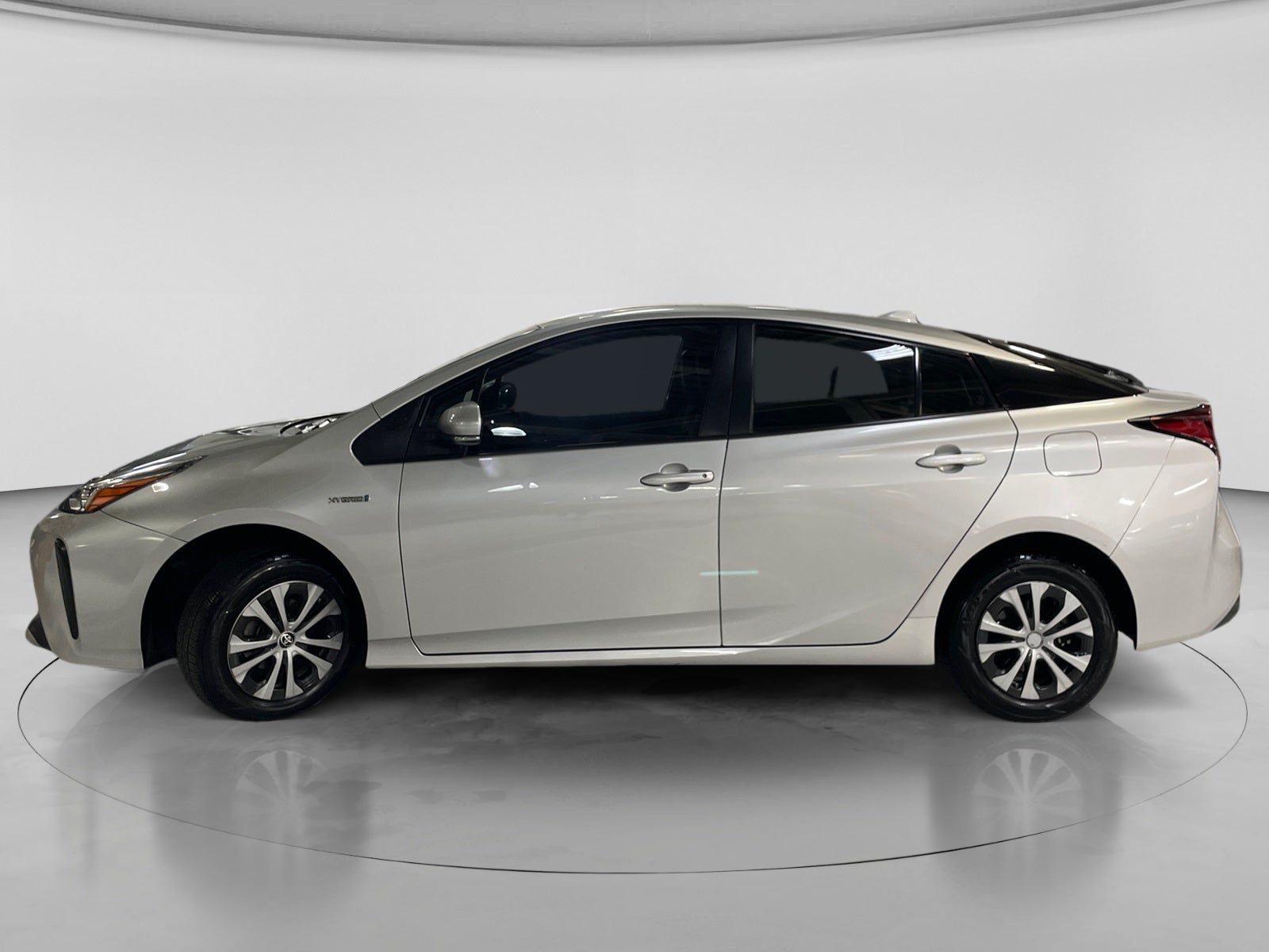 2020 Toyota PRIUS PREMIUM