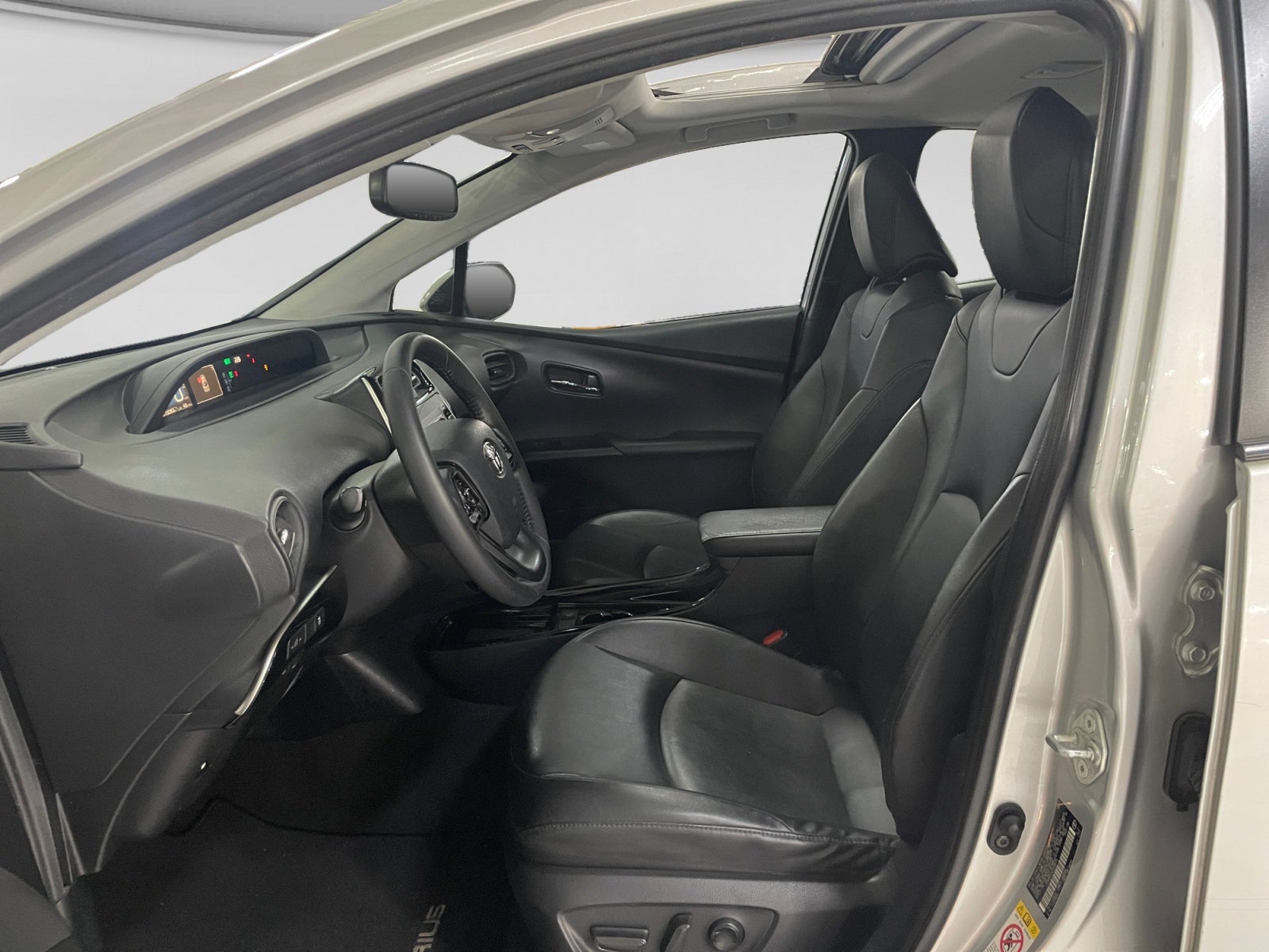 2020 Toyota PRIUS PREMIUM