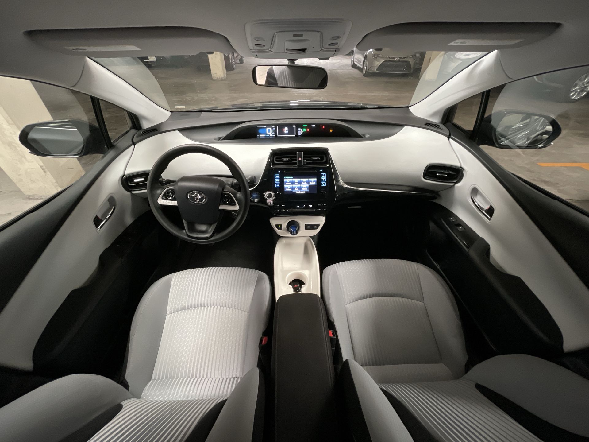 2018 Toyota PRIUS BASE BASE CVT