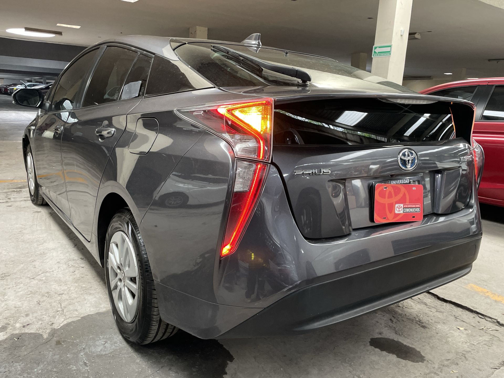 2018 Toyota PRIUS BASE BASE CVT