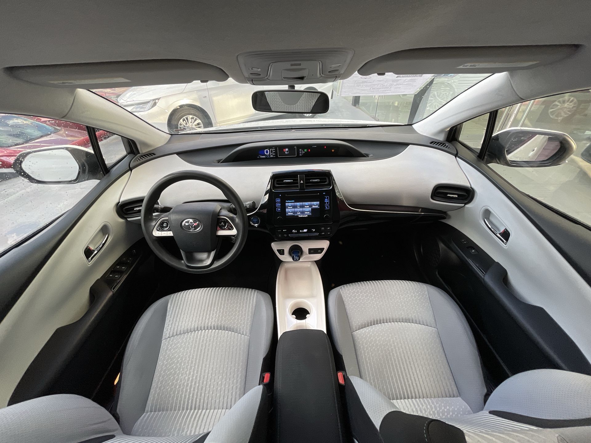 2018 Toyota PRIUS PREMIUM AT