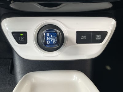 2018 Toyota PRIUS PREMIUM AT