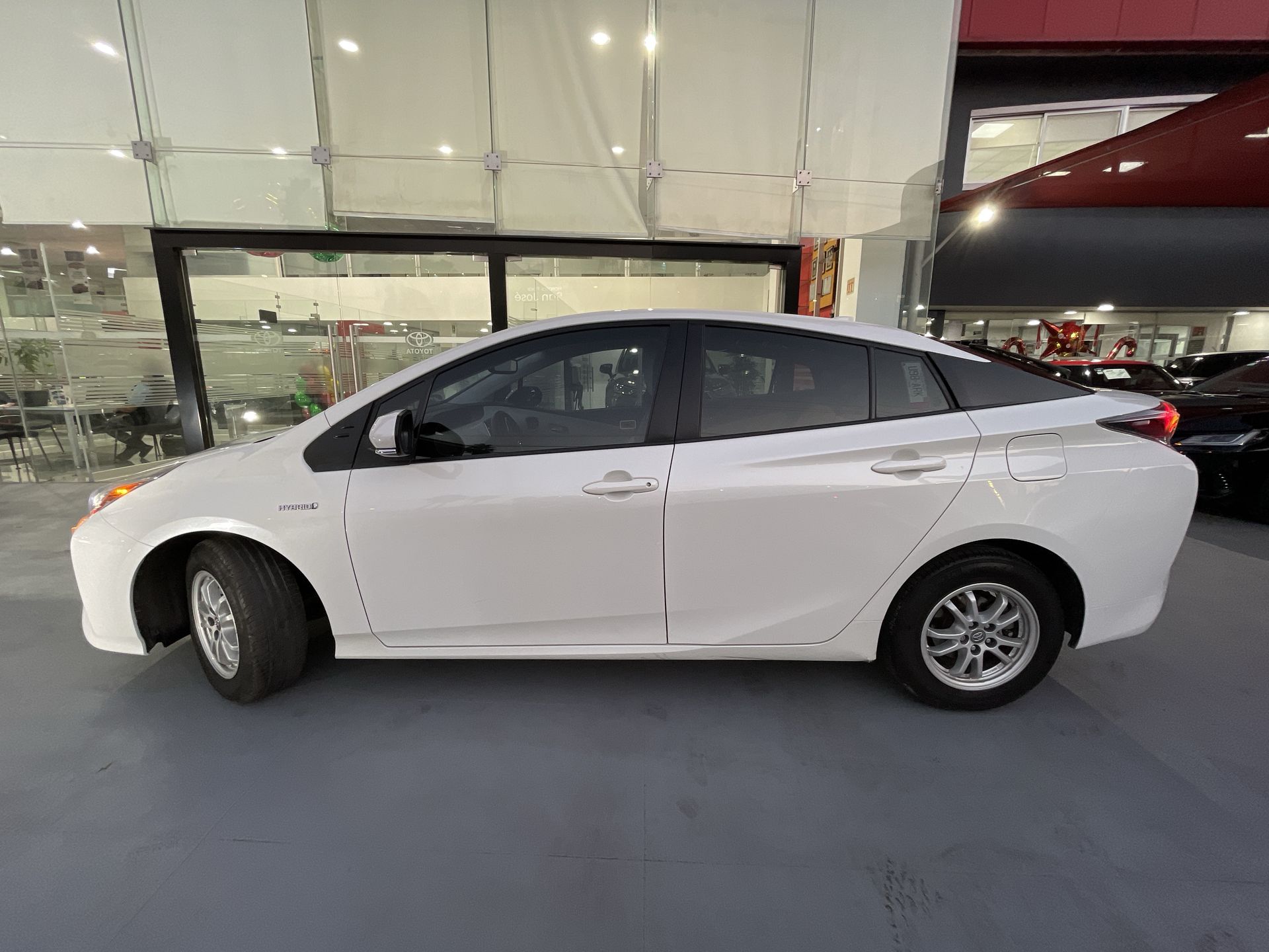 2017 Toyota PRIUS BASE PREMIUM CVT