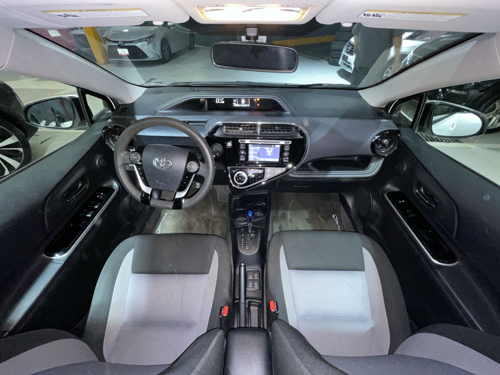 2018 Toyota PRIUS 1.5 HYBRID AUTO