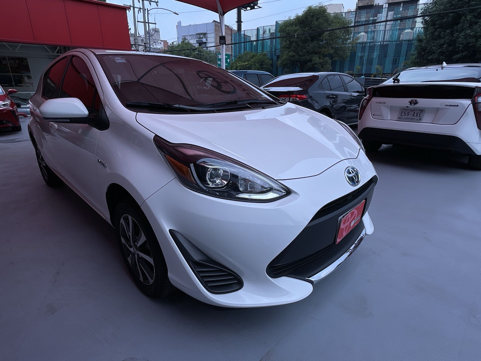 2020 Toyota PRIUS BASE PRIUS C