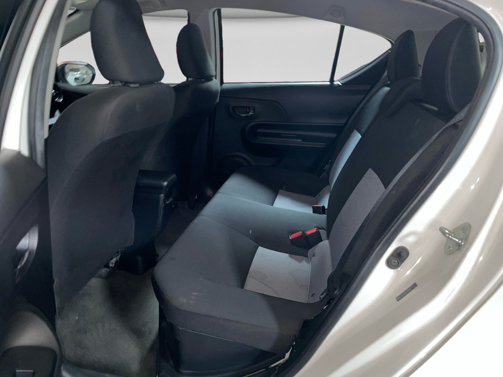 2021 Toyota PRIUS BASE PRIUS C