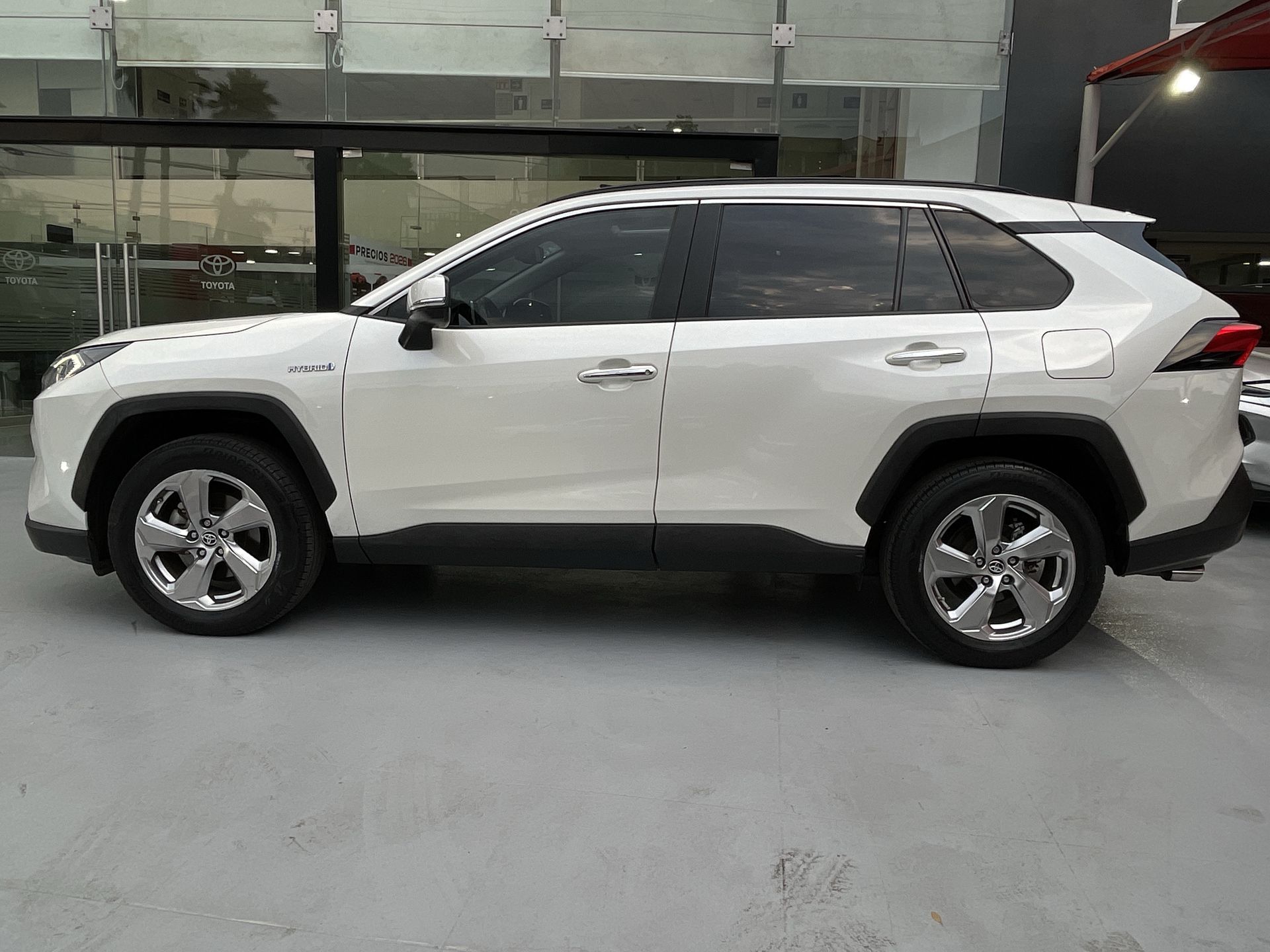 2019 Toyota RAV4 2.5 LIMITED HYBRID AT