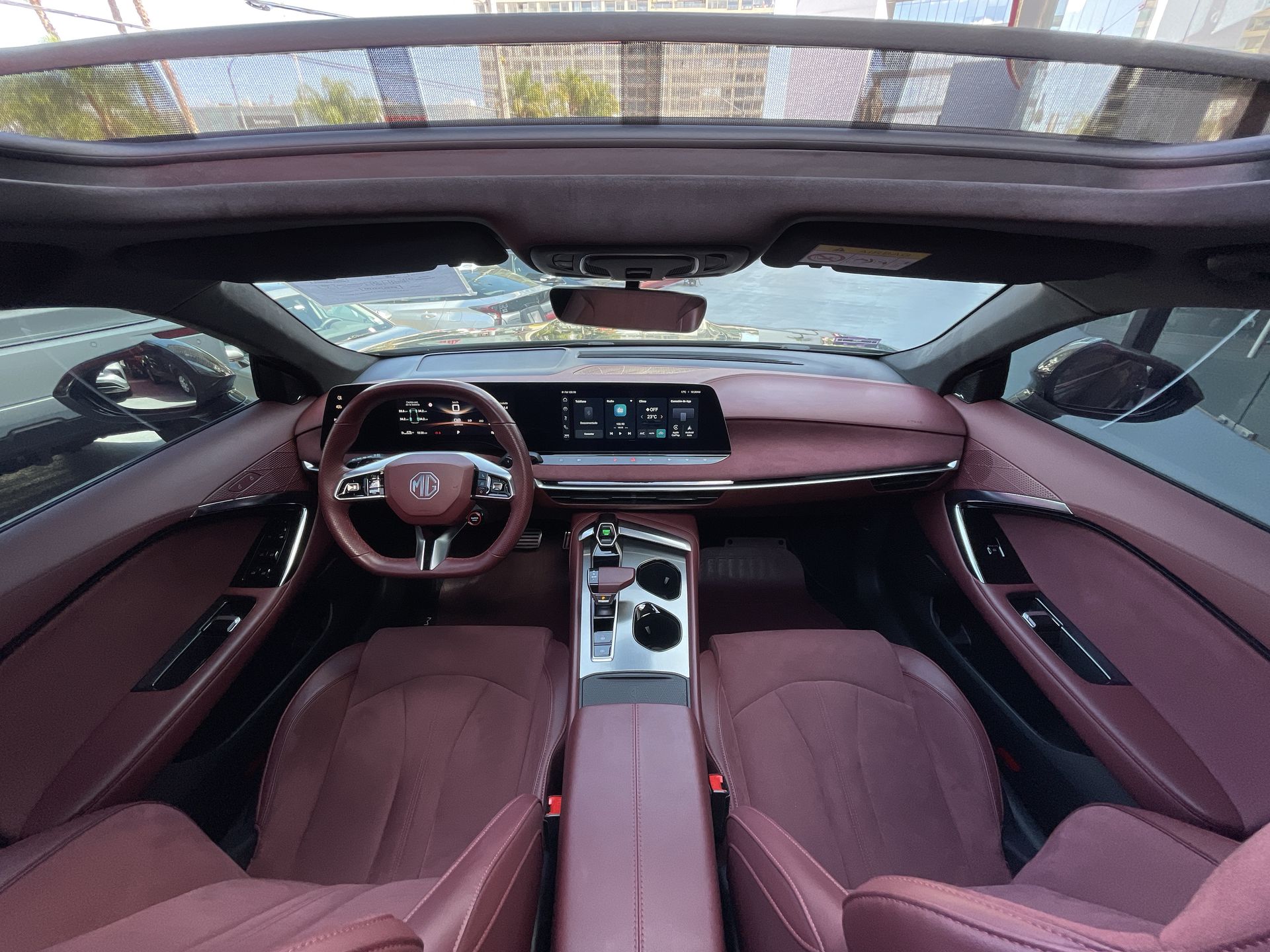 2025 MG MG TF 2.0T LUX TROPHY AT