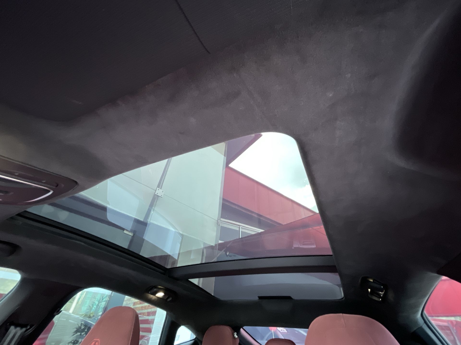 2025 MG MG TF 2.0T LUX TROPHY AT