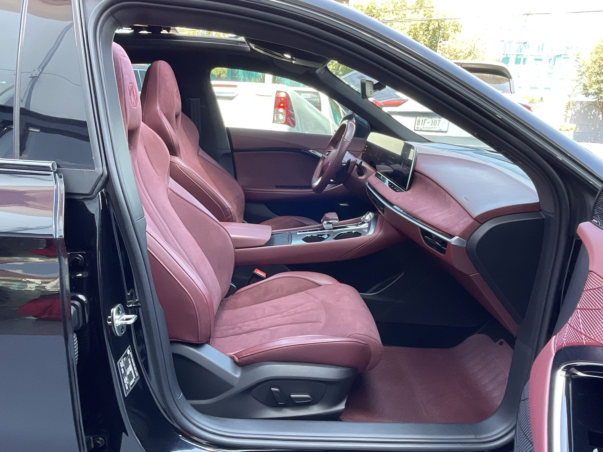 2025 MG MG TF 2.0T LUX TROPHY AT