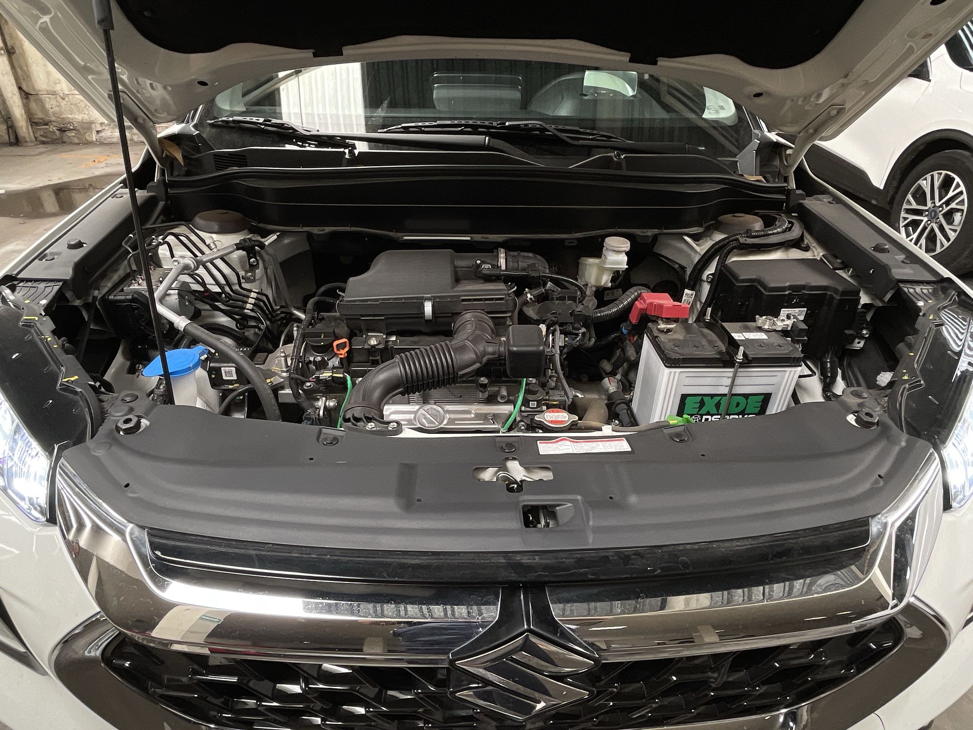 2024 SUZUKI GRAND VITARA BOOSTERGREEN GLX