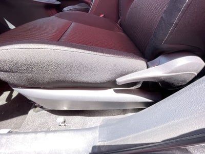 2024 Toyota AVANZA LE MT