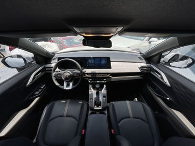 2025 Mitsubishi OUTLANDER SE PLUS