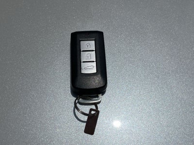 2025 Mitsubishi OUTLANDER SE PLUS