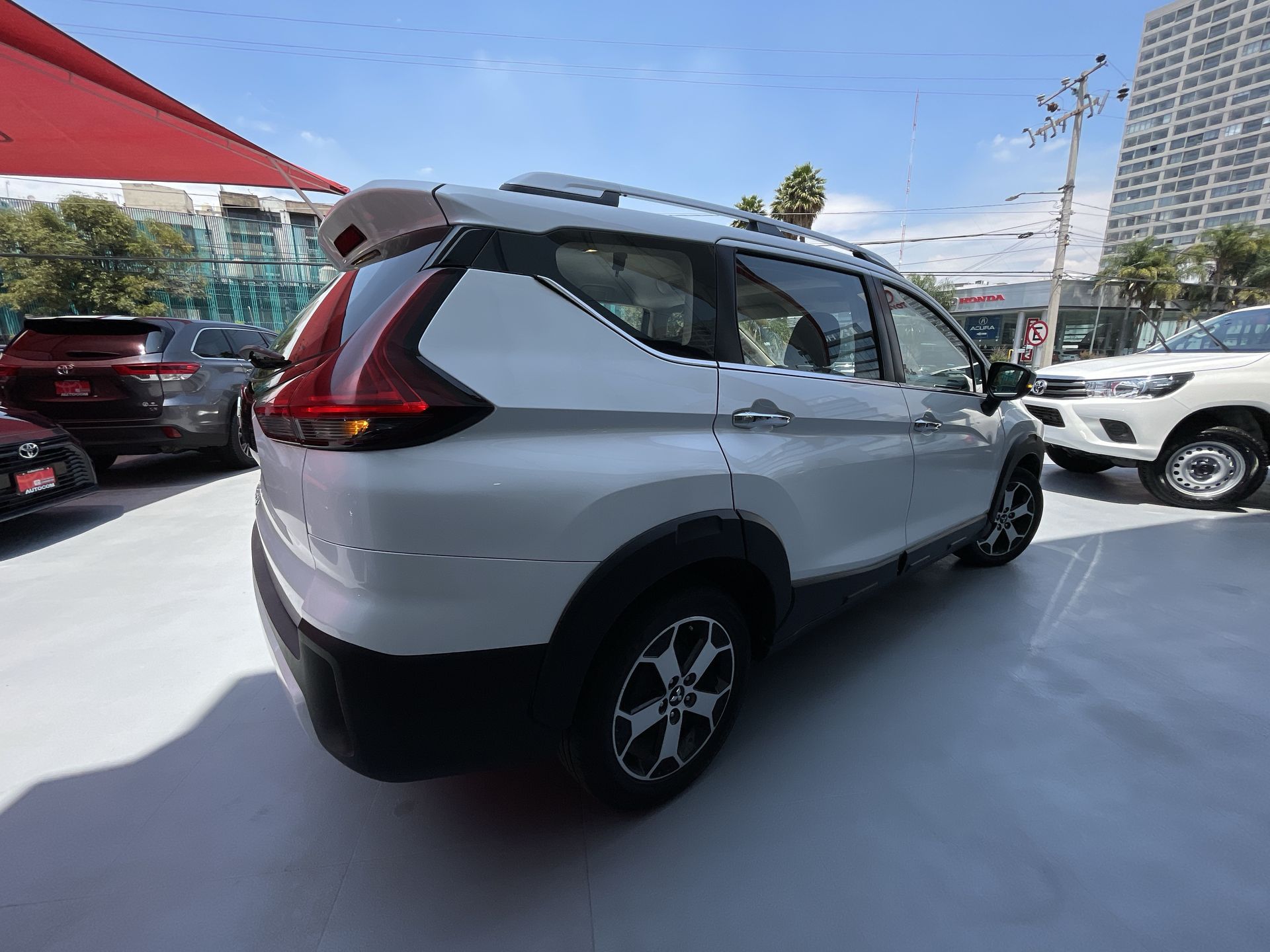 2023 Mitsubishi XPANDER CROSS LIMITED LIMITED