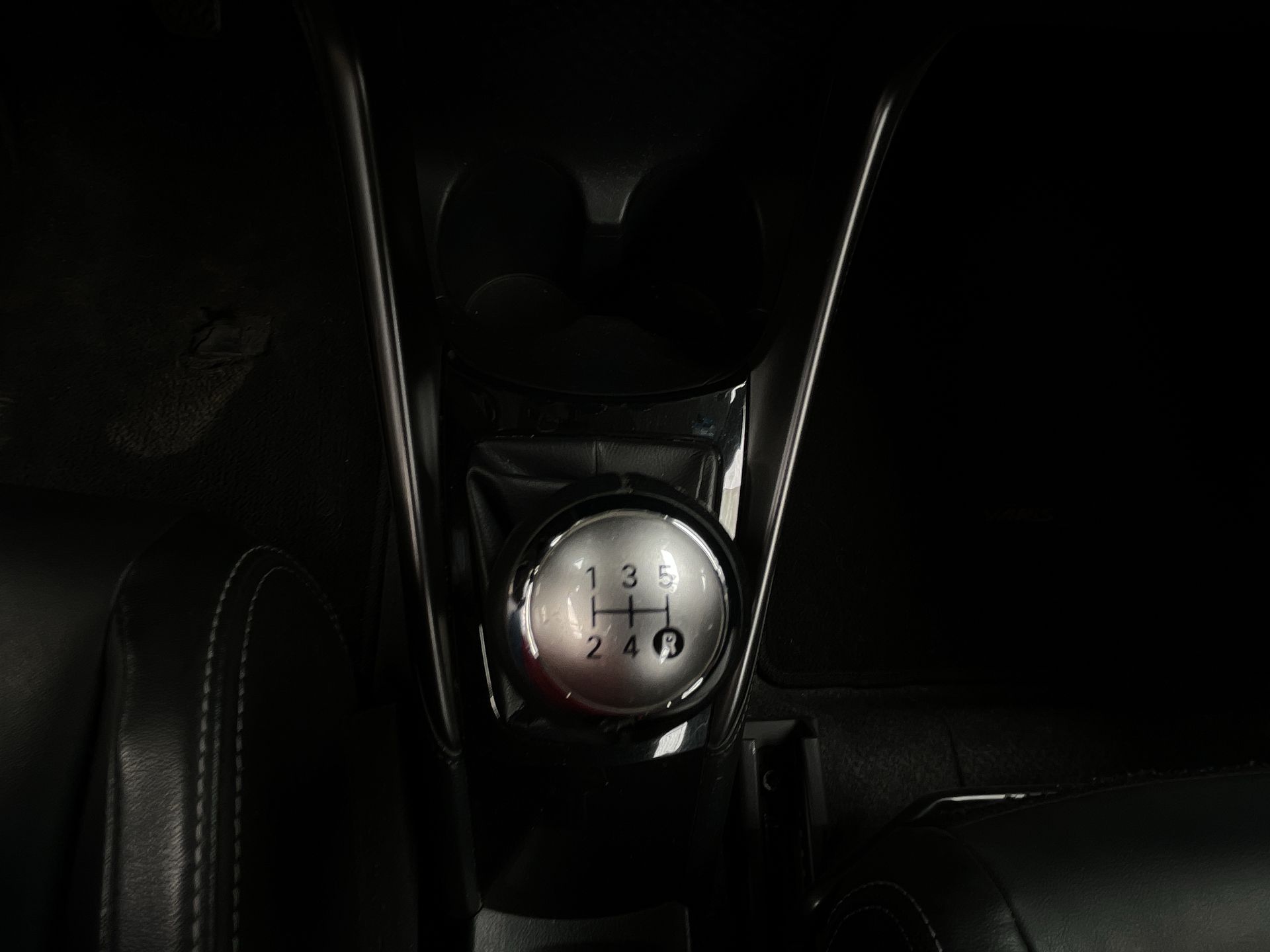 2022 Toyota YARIS S MT