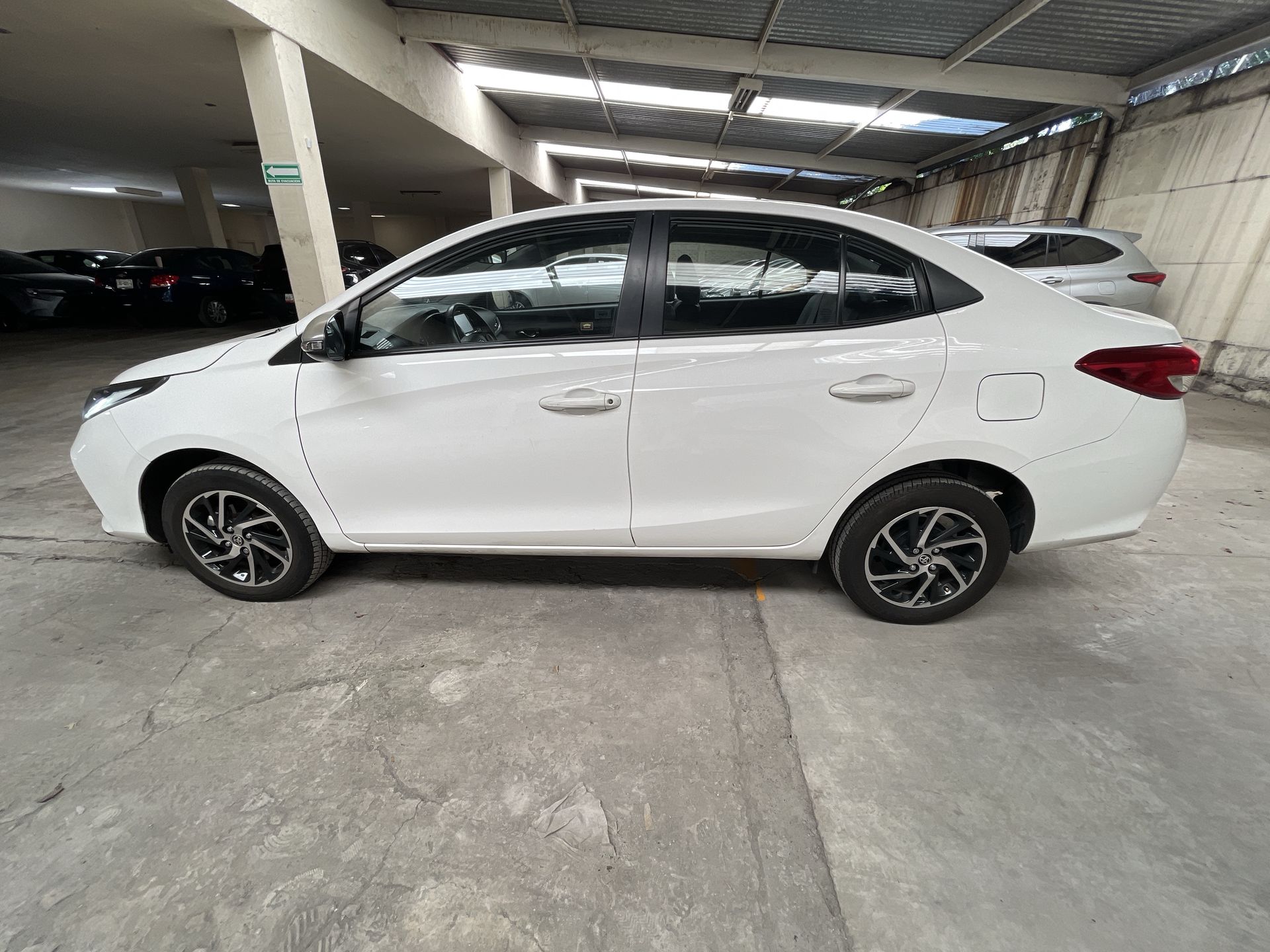 2022 Toyota YARIS S MT