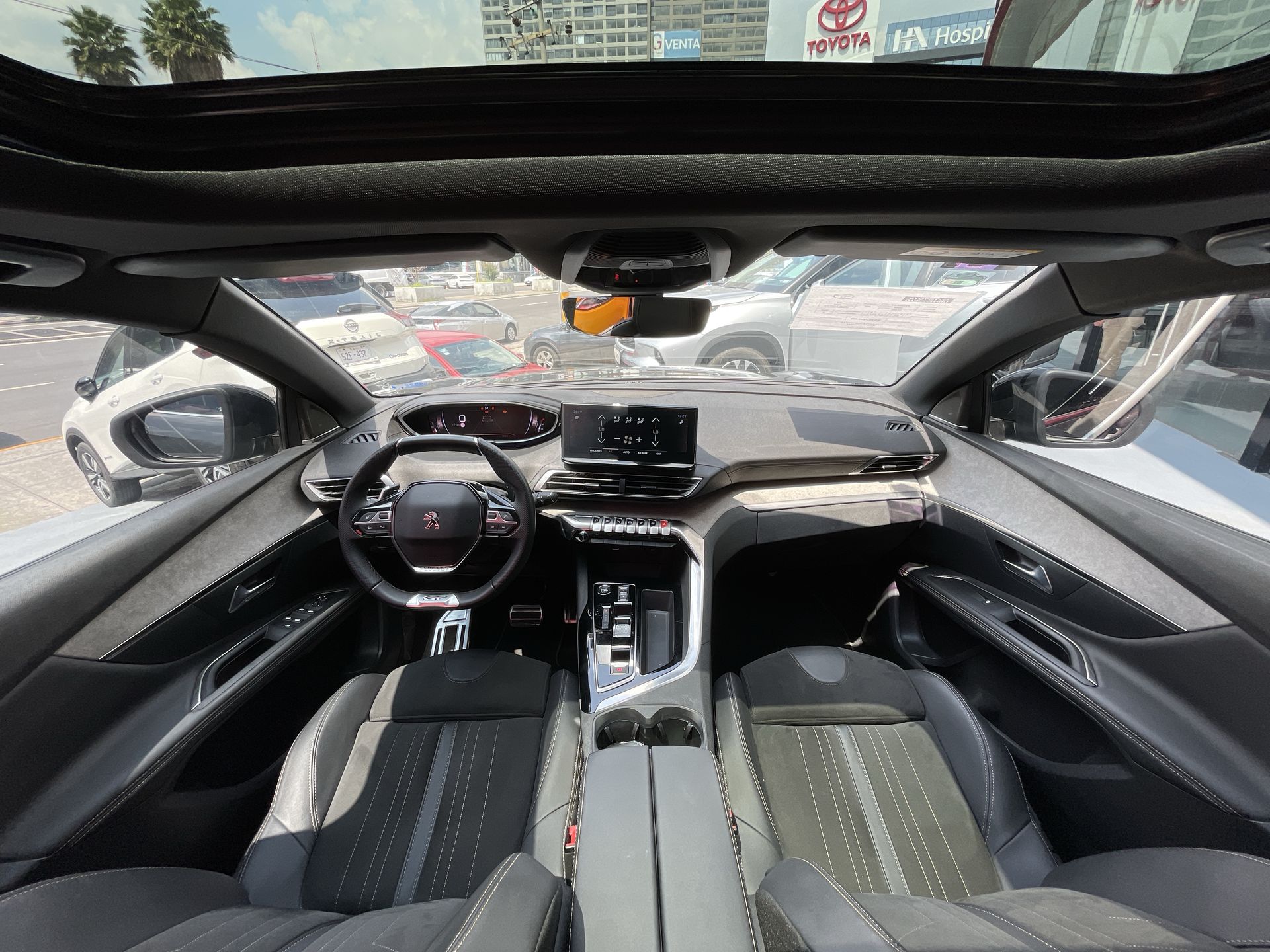 2025 PEUGEOT 3008 GT AUT