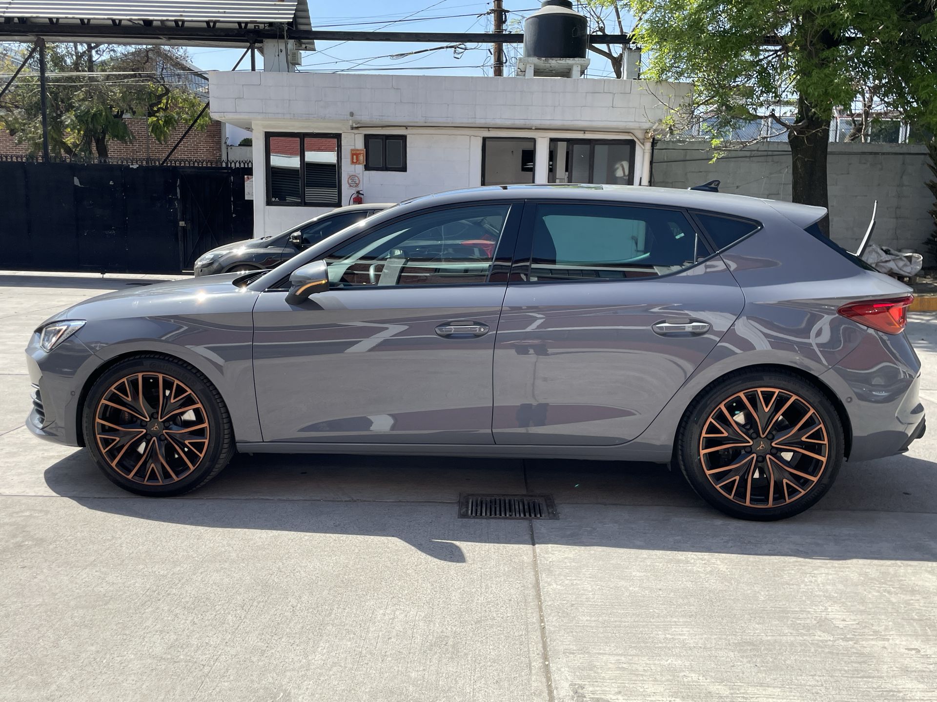 2024 CUPRA LEON LEÓN 300HP DSG