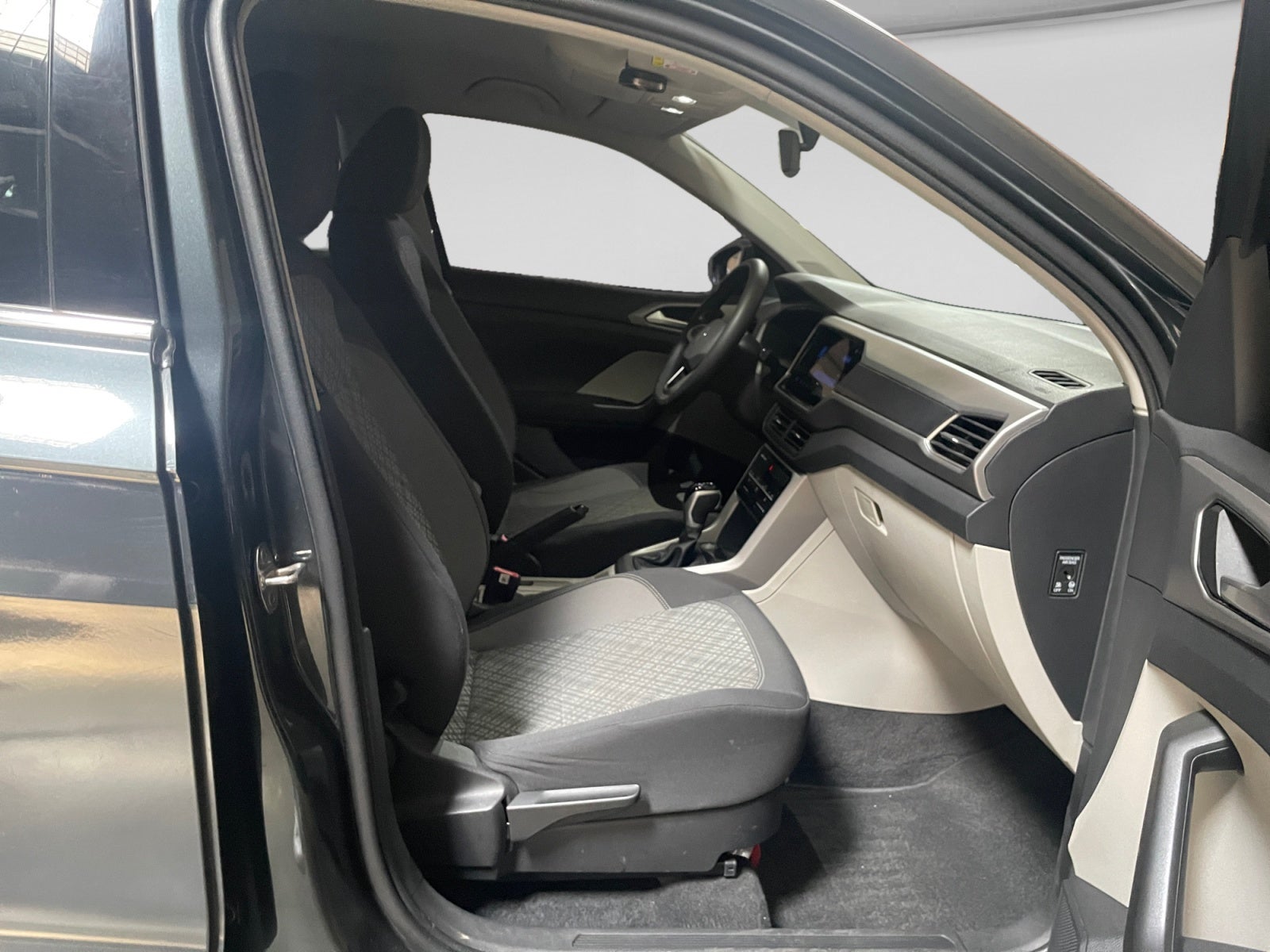 2022 Volkswagen T-CROSS T-CROSS COMFORTLINE TIPTRONIC