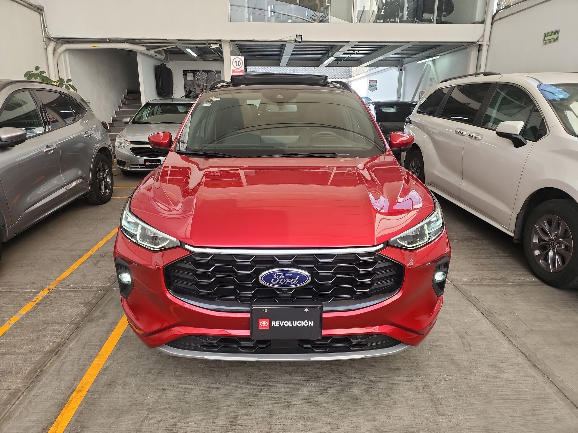 2024 Ford ESCAPE ST-LINE ELITE