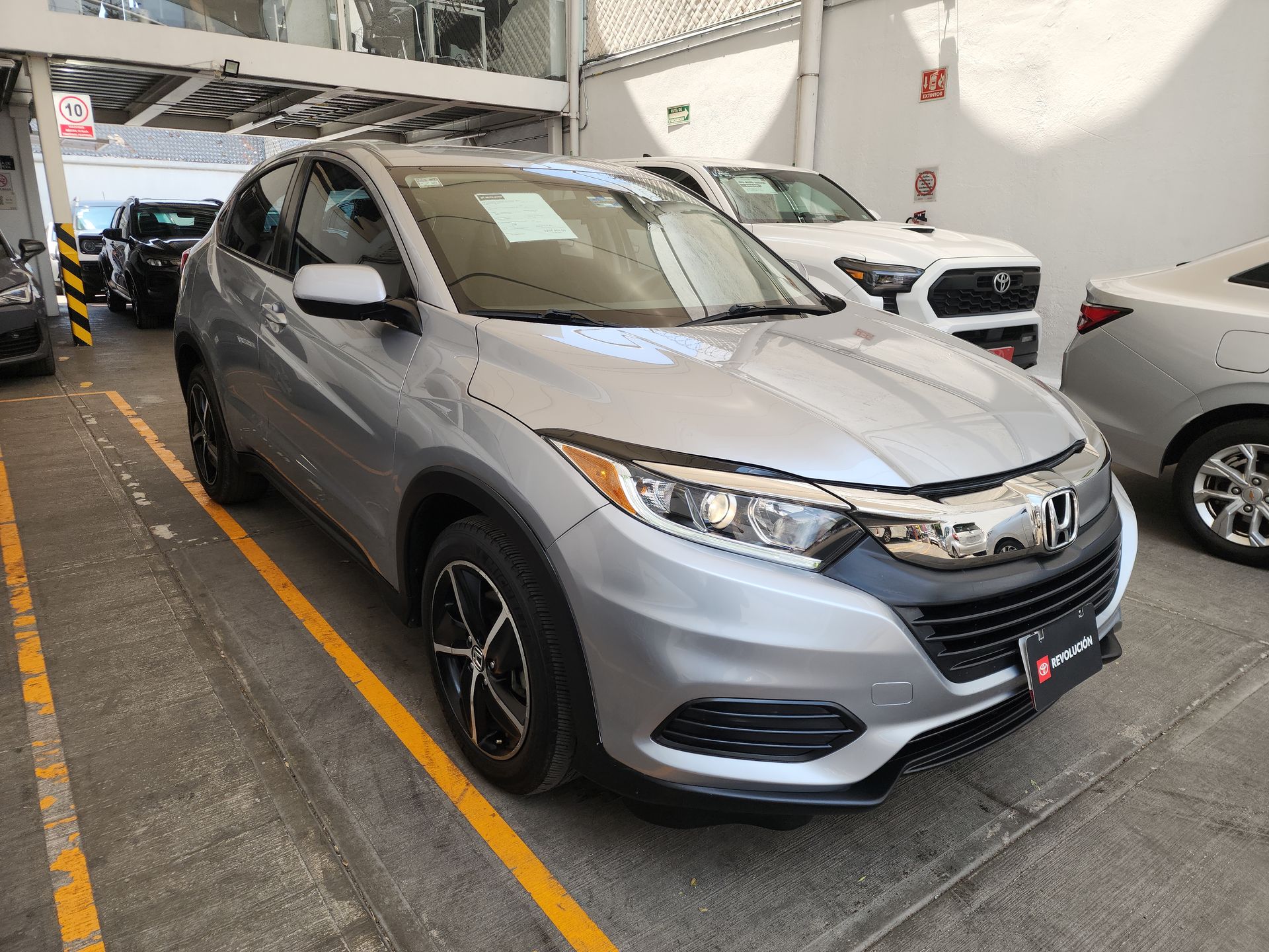 2020 Honda HR-V UNIQ CVT