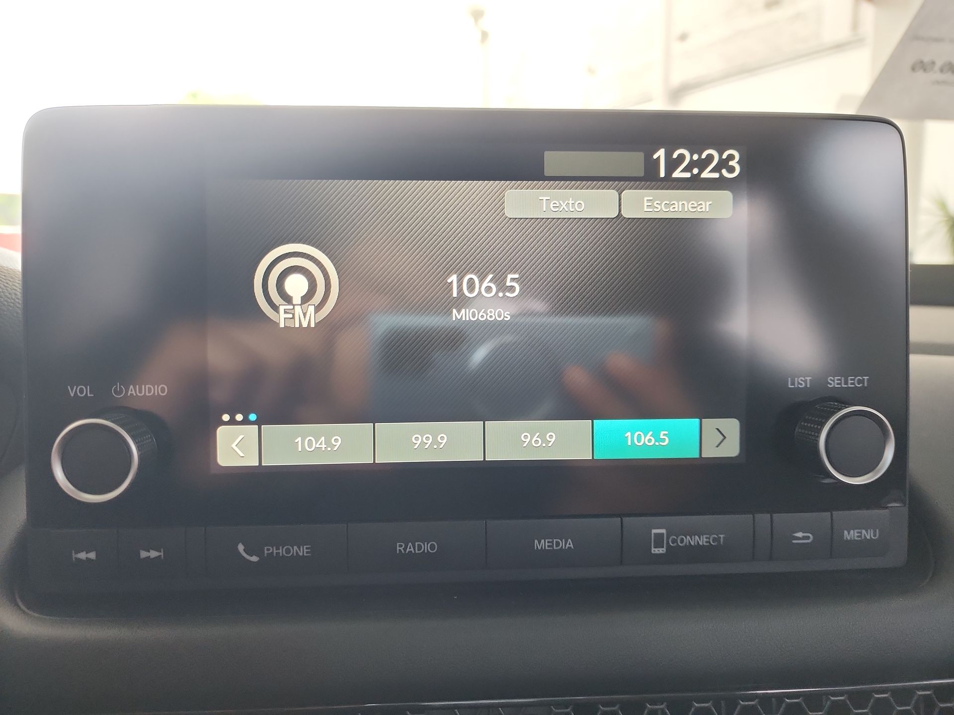 2023 Honda HR-V UNIQ CVT