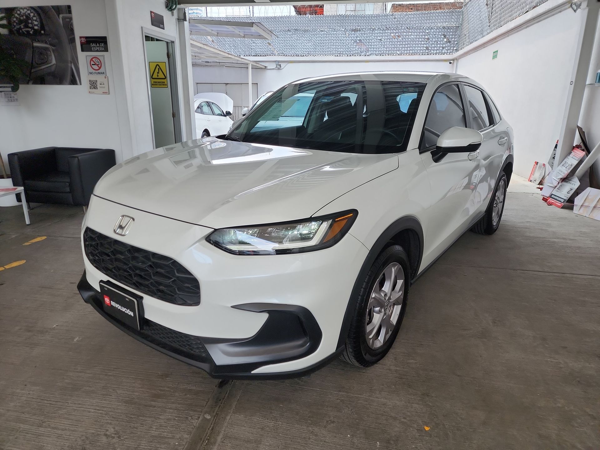 2023 Honda HR-V UNIQ CVT