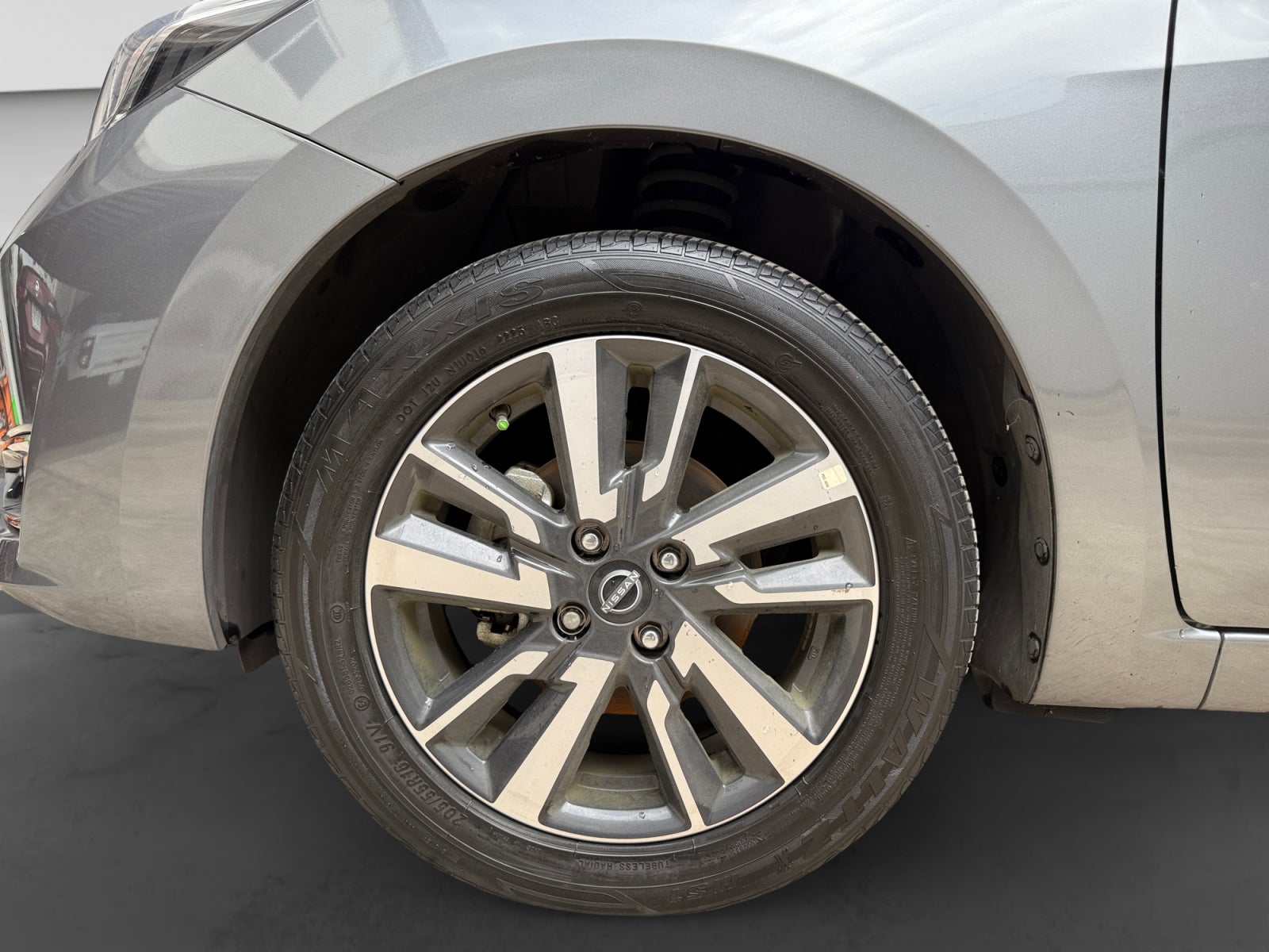 2025 Nissan VERSA ADVANCE MT 25