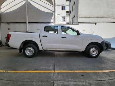 2020 Nissan NP300 DOBLE CABINA SE TM AC PAQ SEG 6VEL