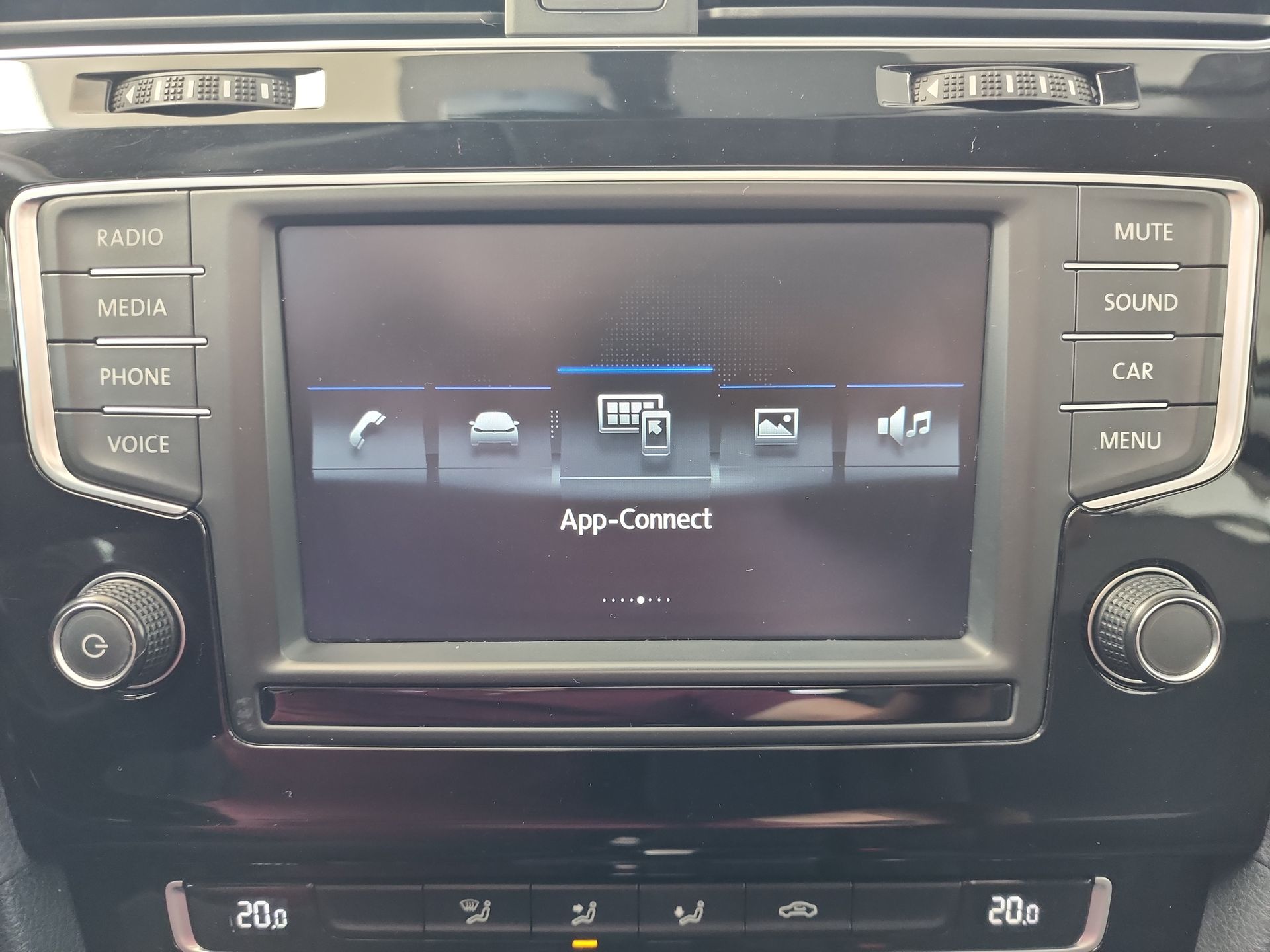 2017 Volkswagen GOLF HIGHLINE DSG ASISTENTE APARCAMIENTO