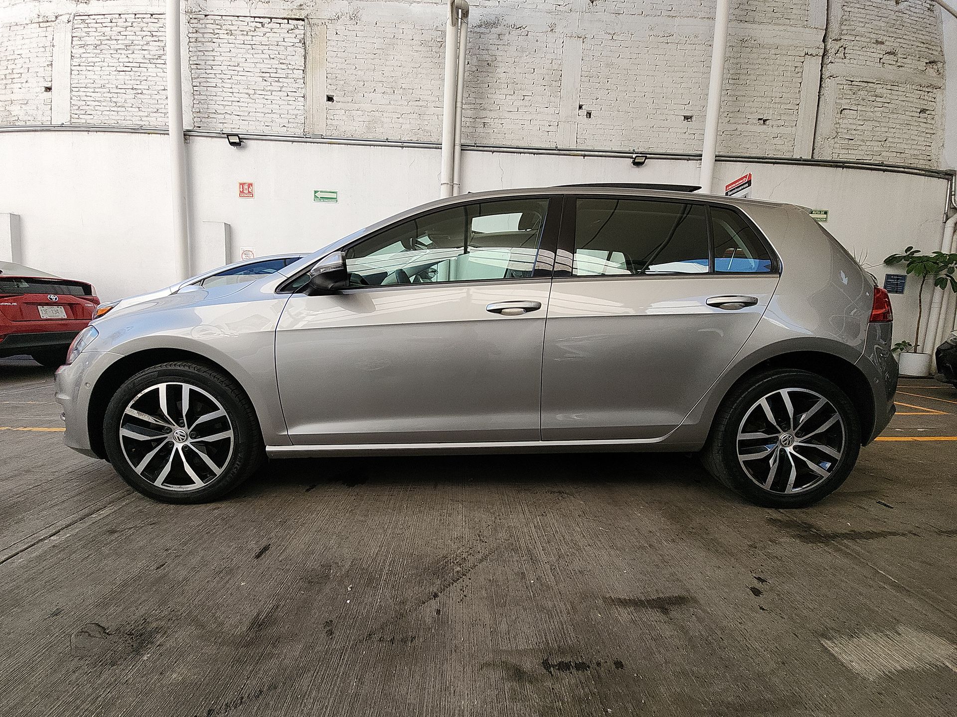 2017 Volkswagen GOLF HIGHLINE DSG ASISTENTE APARCAMIENTO