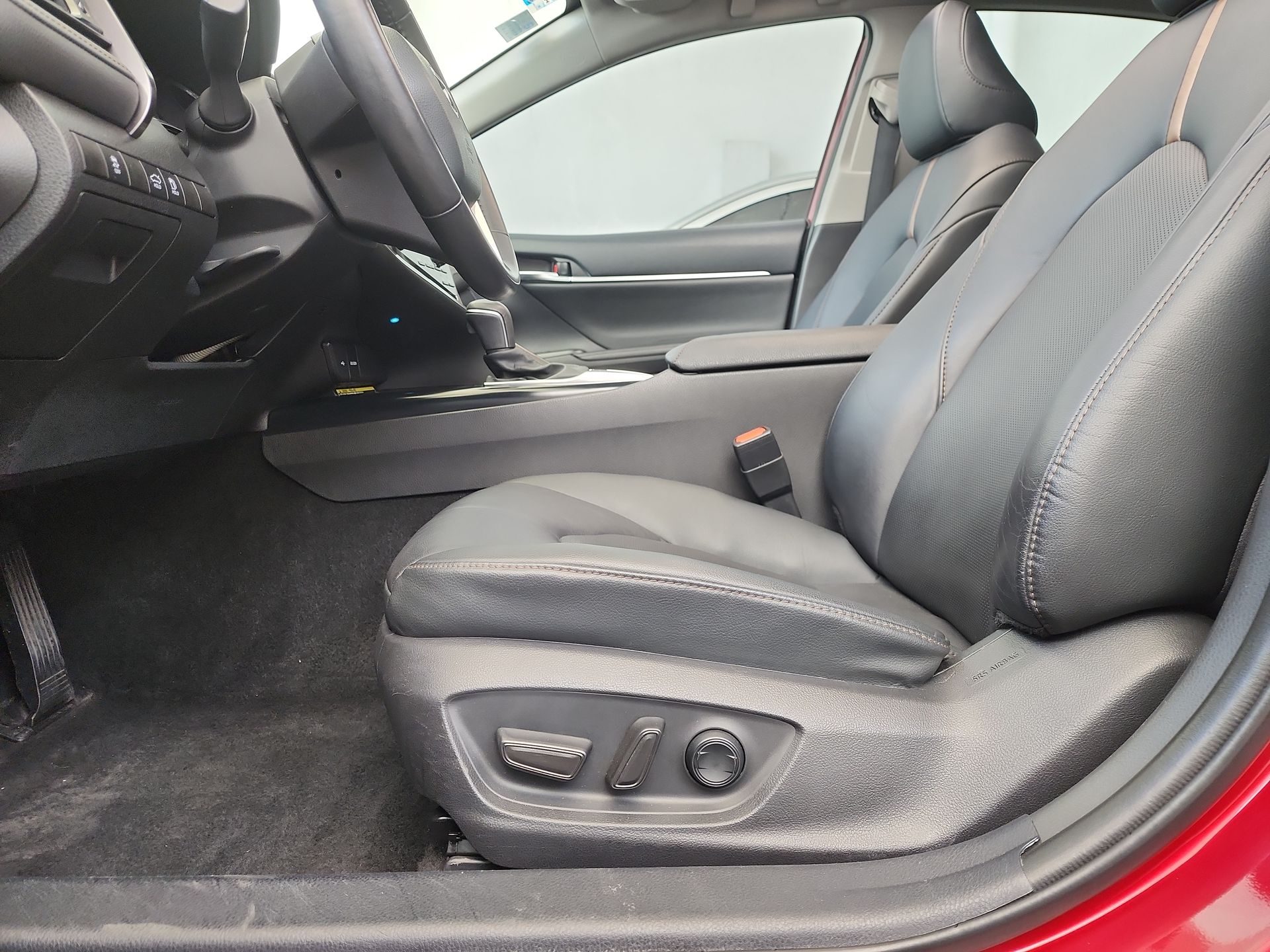 2020 Toyota CAMRY XLE NAVI HV