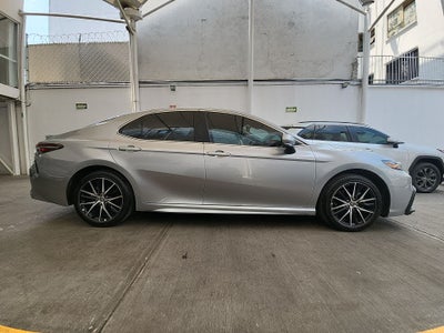 2024 Toyota CAMRY SE HEV