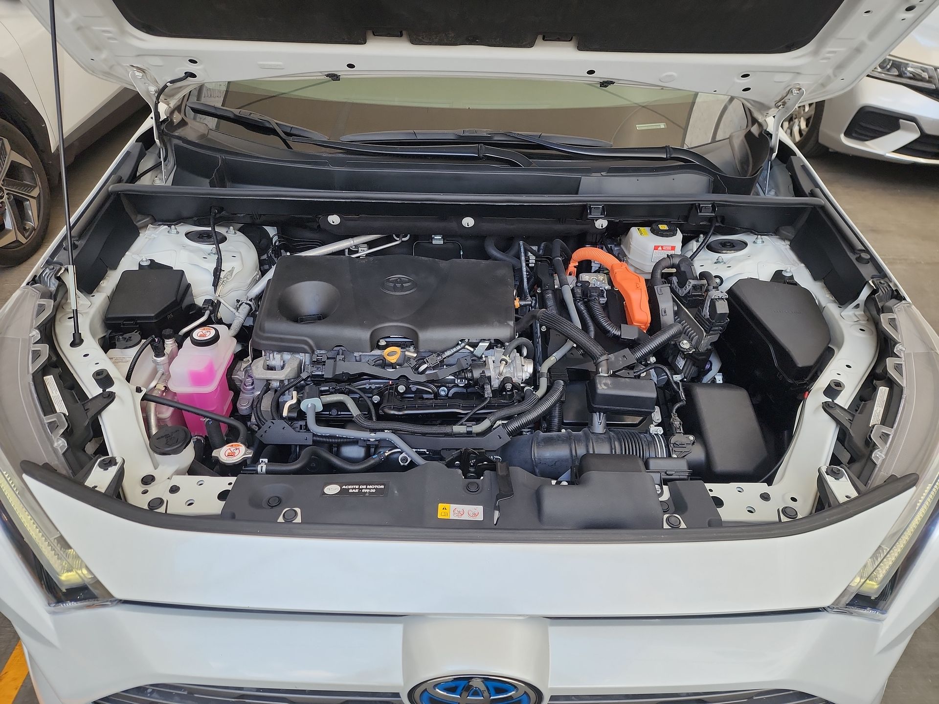 2023 Toyota RAV4 LIMITED HV