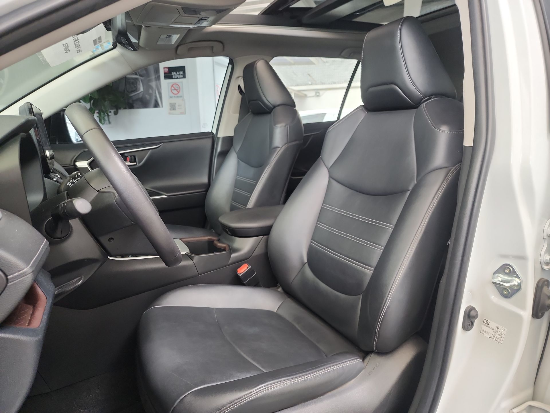 2023 Toyota RAV4 LIMITED HV