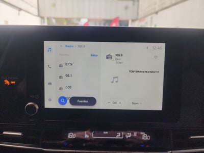 2025 Toyota SIENNA LE HEV