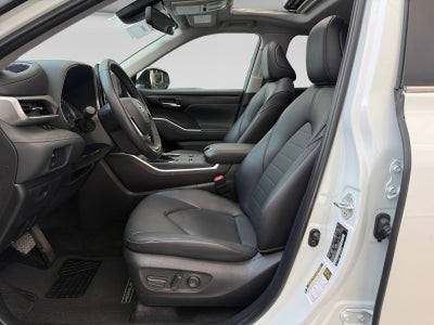 2025 Toyota HIGHLANDER XLE HEV