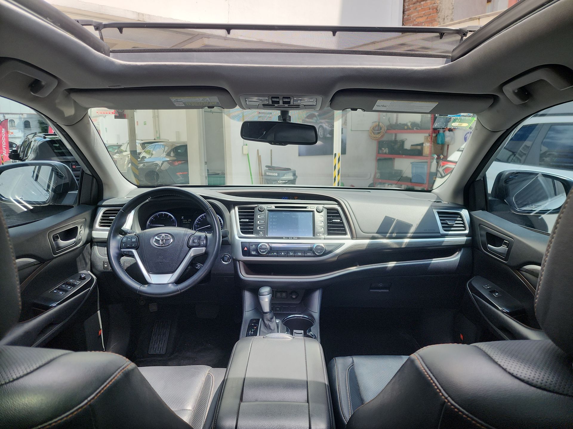 2018 Toyota HIGHLANDER 3.5 LIMITED PANORAMA ROOF AT