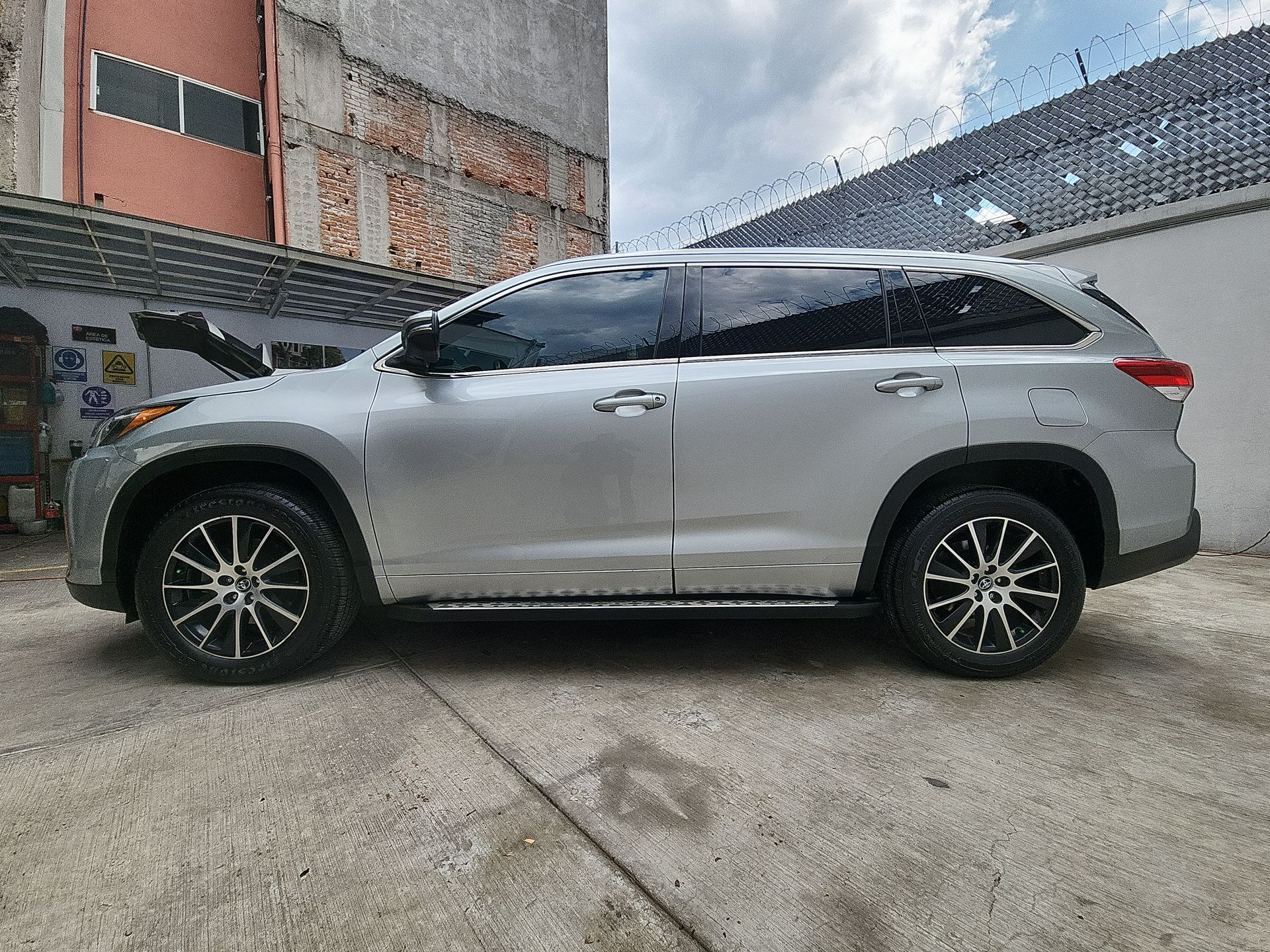 2018 Toyota HIGHLANDER 3.5 LIMITED PANORAMA ROOF AT