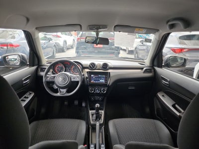 2021 SUZUKI SWIFT GLX TM